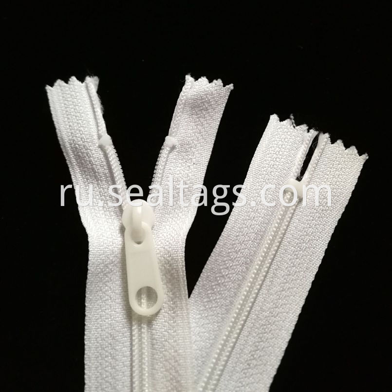 White Rubber Zipper